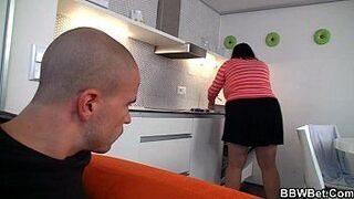 Cooking BBW gets lured into sex porn video